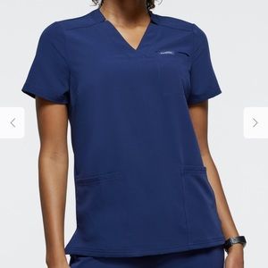 Jaanuu scrub top